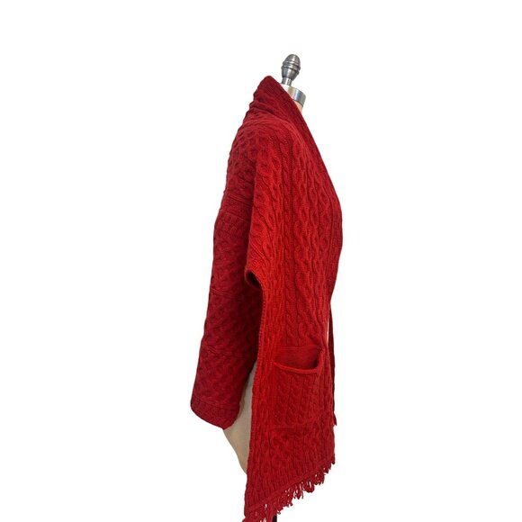 Stauer Cape Shawl Merino Wool Red NWOT Fringe Hem Pockets One size - Picture 2 of 5